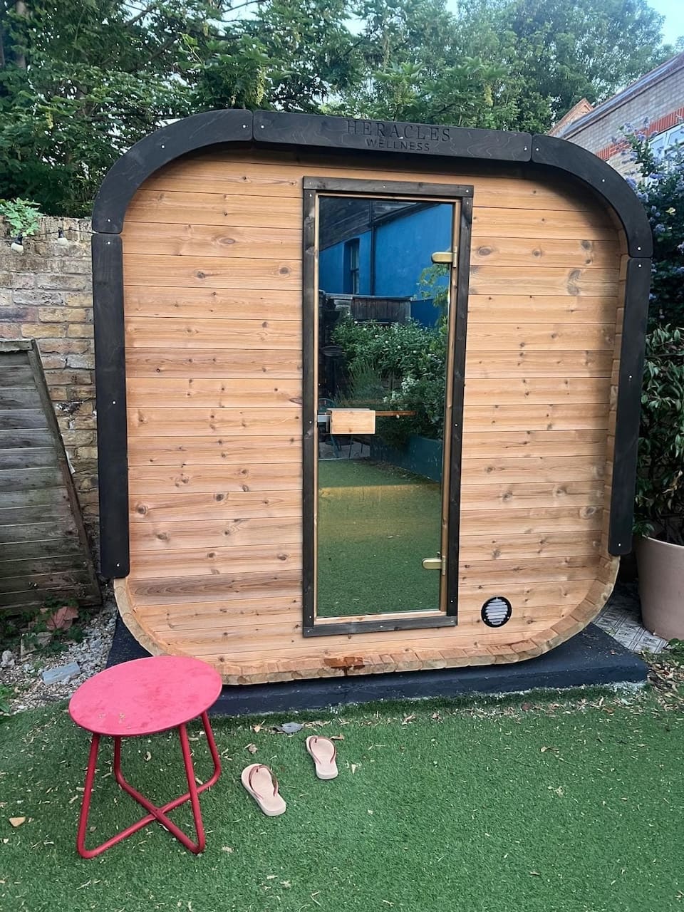 Camilla Mini Traditional Outdoor Sauna Complete Kit 2 Person - Image 6