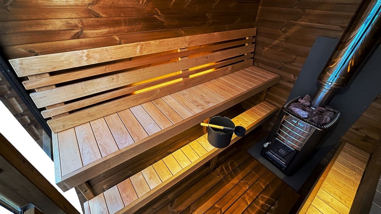 Camilla XL Traditional Outdoor Sauna 5-6 Person - Image 8