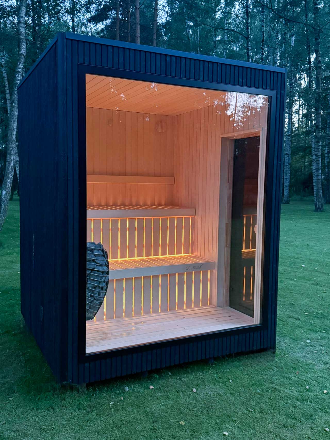 Celsium Jonas Classic 4 Person Outdoor Sauna - Image 16