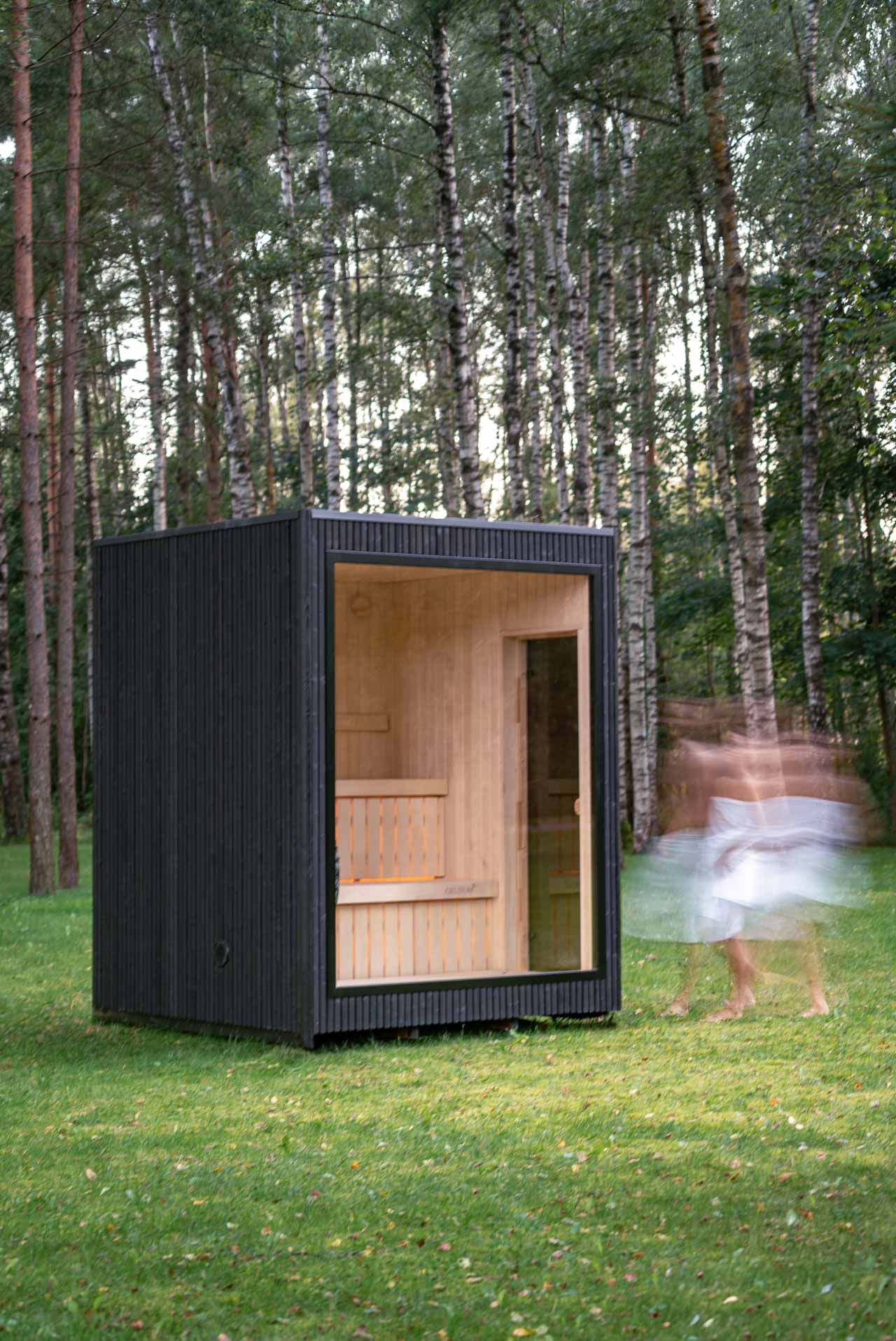 Celsium Jonas Classic 4 Person Outdoor Sauna - Image 23