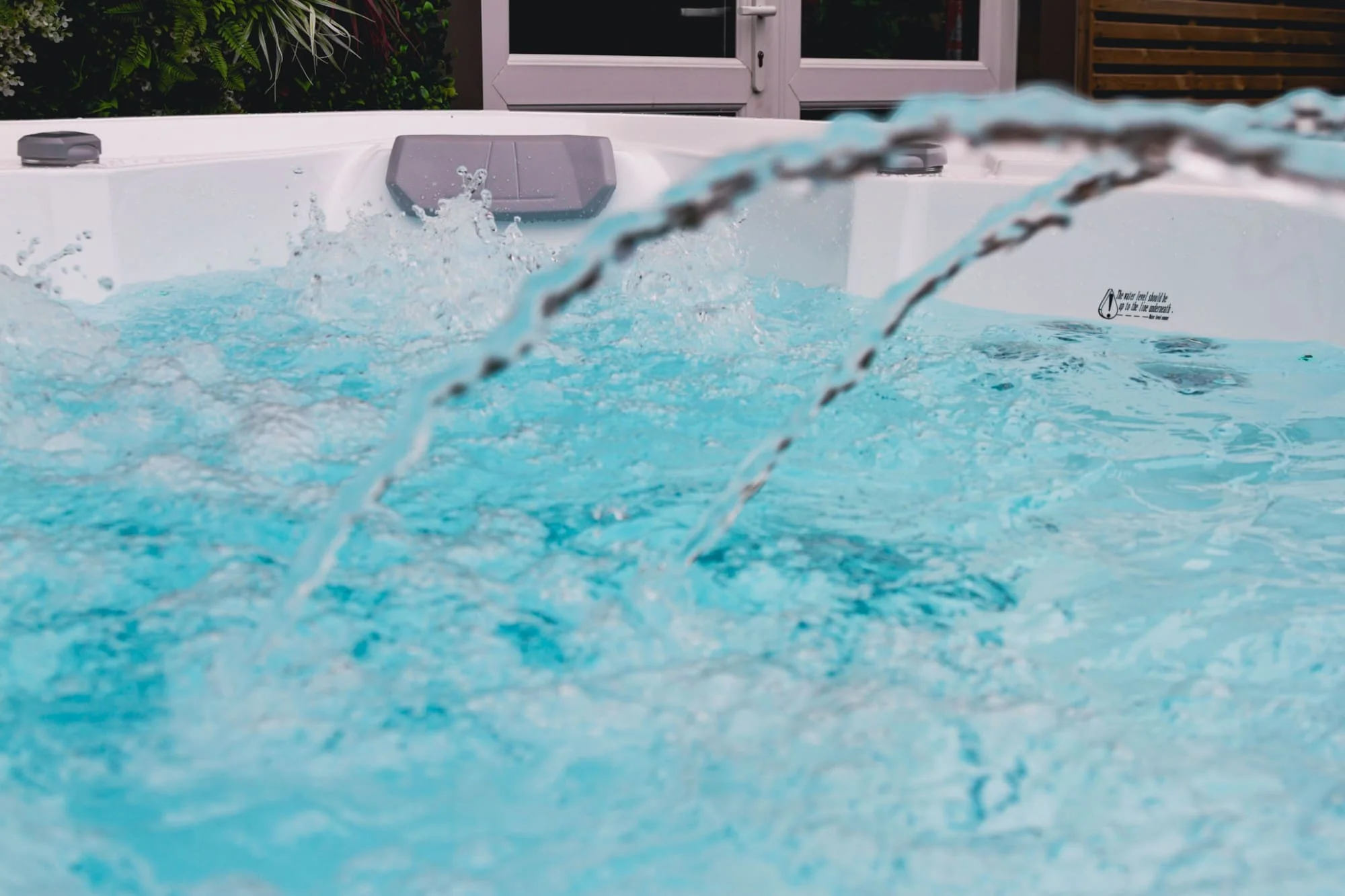 Equinox EQ570 Pro 5 Person Hot Tub 32 Amp - Image 18