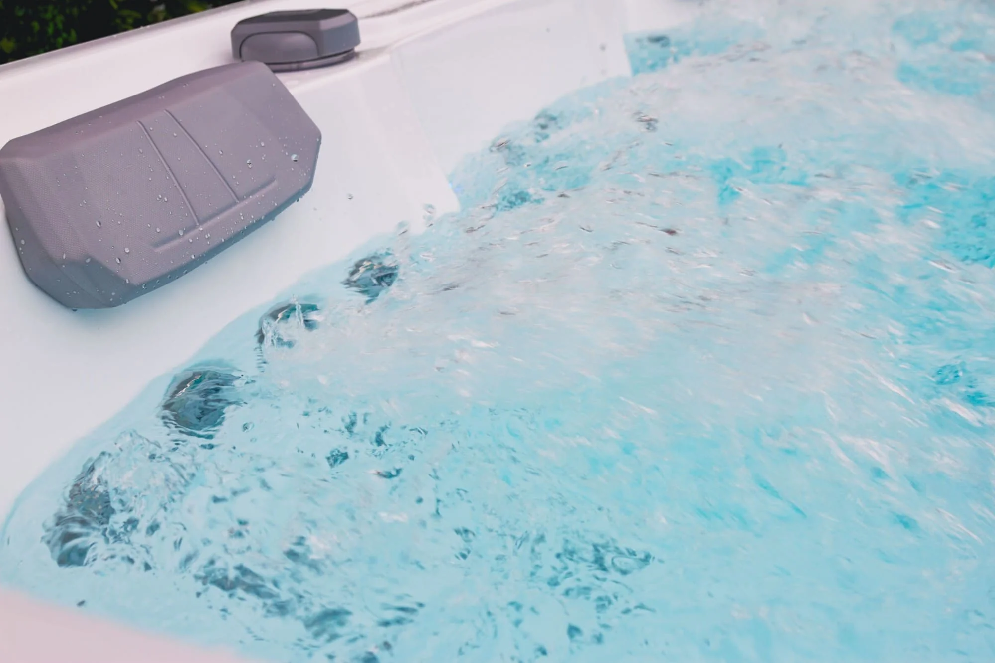 Equinox EQ570 Pro 5 Person Hot Tub 32 Amp - Image 21