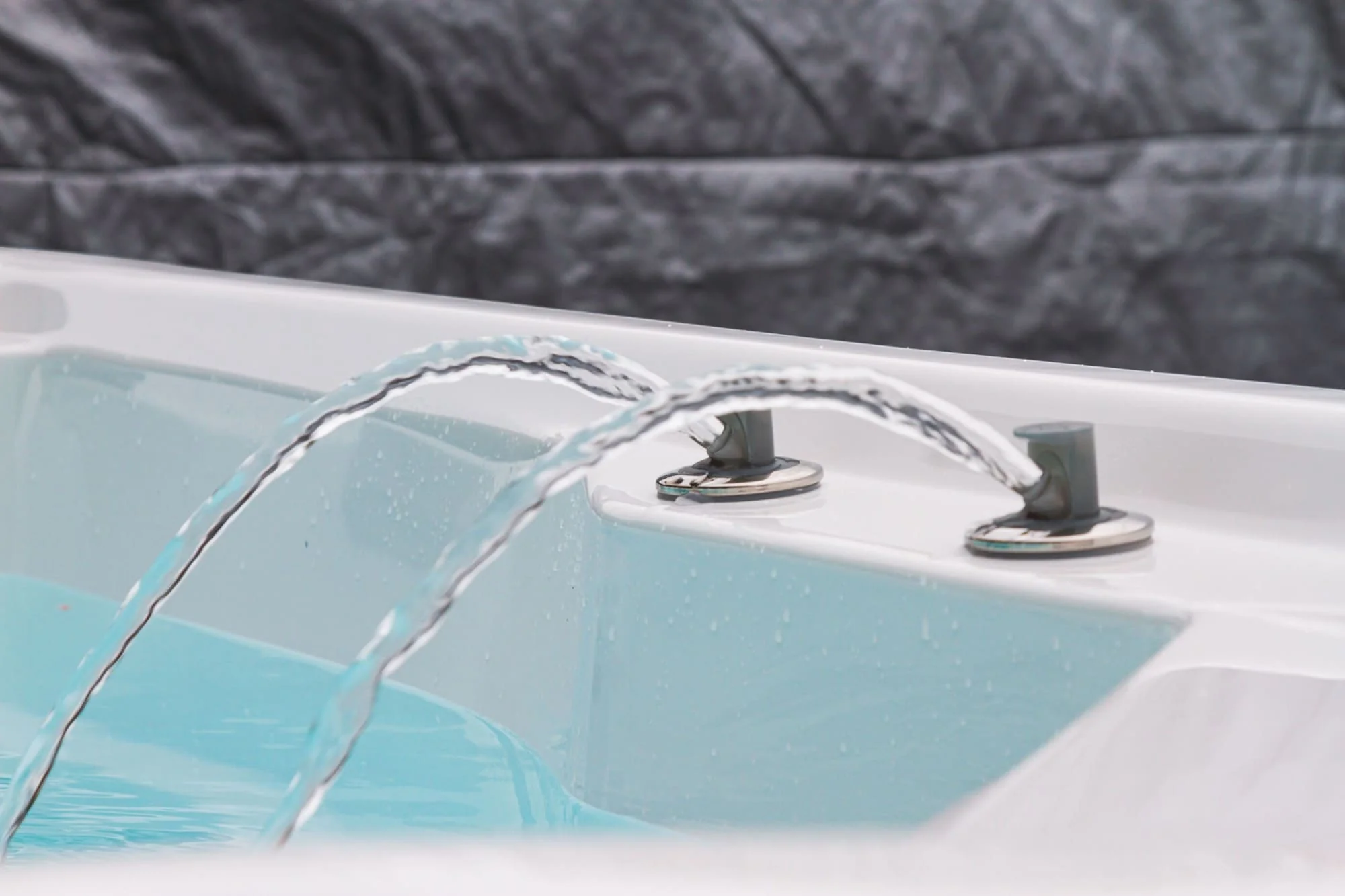 Equinox EQ570 Pro 5 Person Hot Tub 32 Amp - Image 25