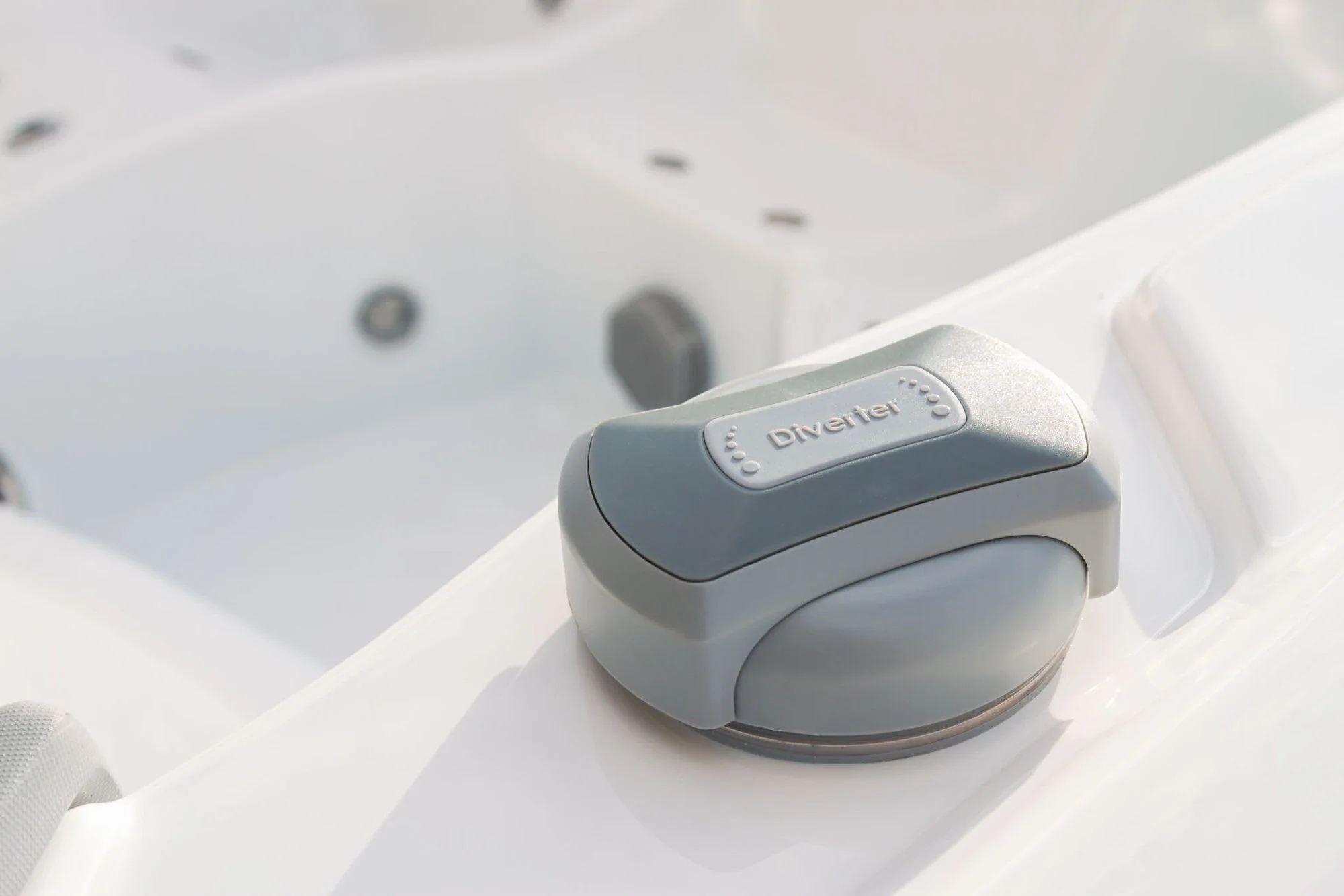 Equinox EQ570 Pro 5 Person Hot Tub 32 Amp - Image 5