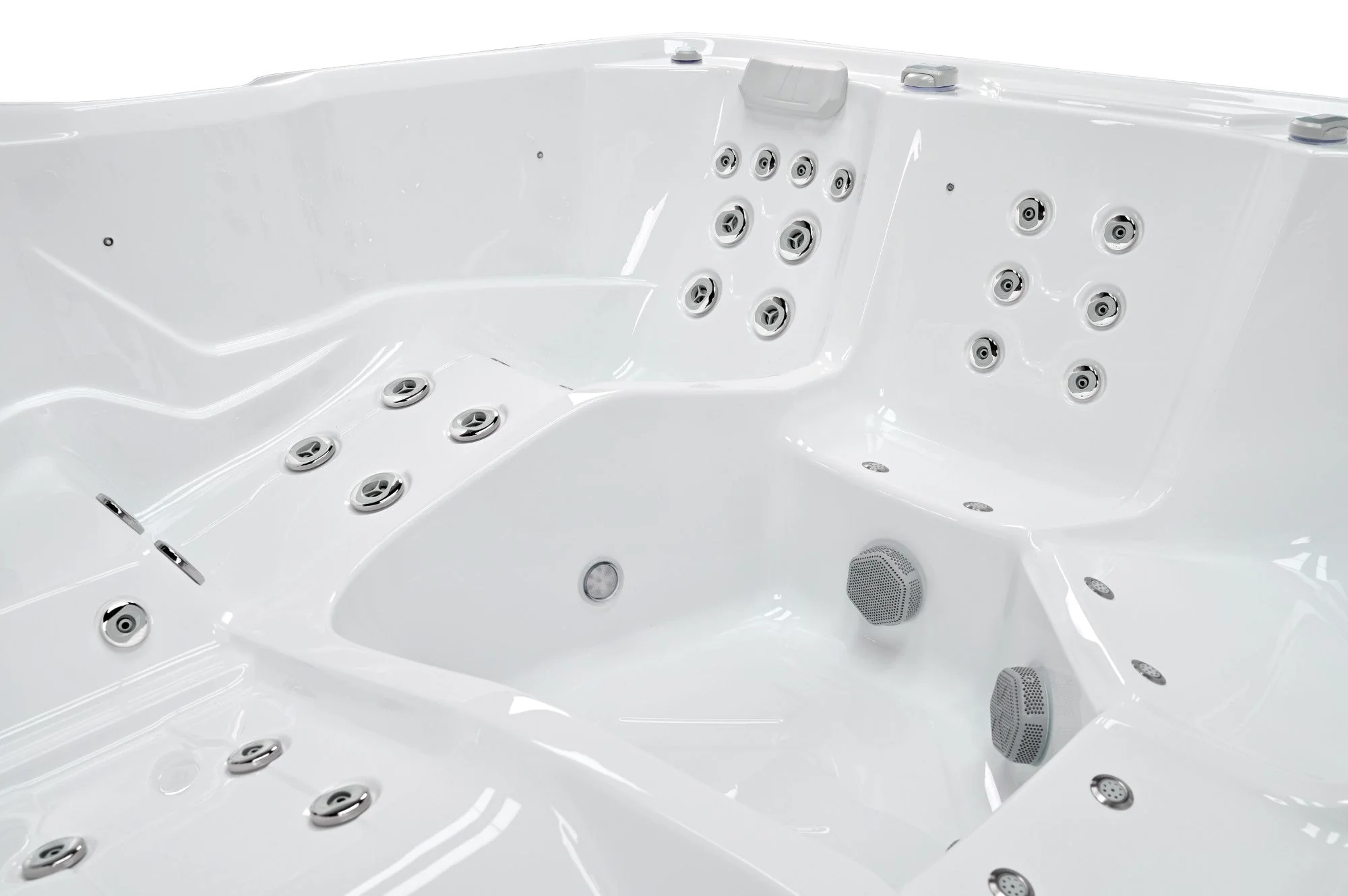 Equinox EQ770 Pro 5 Person Hot Tub 32 Amp - Image 4
