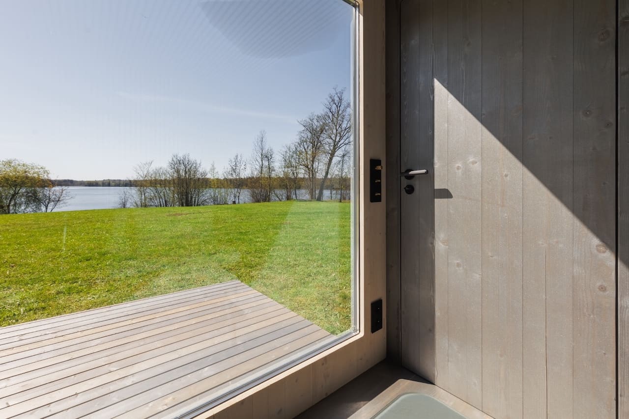 Genevas St Moritz 5 Person Outdoor Sauna with Shower Room - Image 11