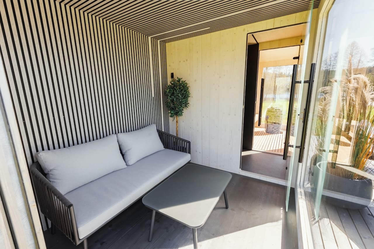 Genevas St Moritz 5 Person Outdoor Sauna with Shower Room - Image 21