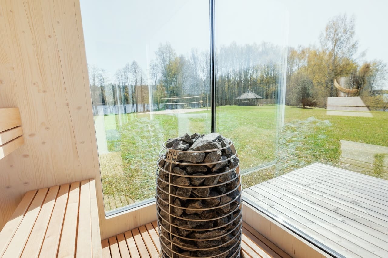 Genevas St Moritz 5 Person Outdoor Sauna with Shower Room - Image 24