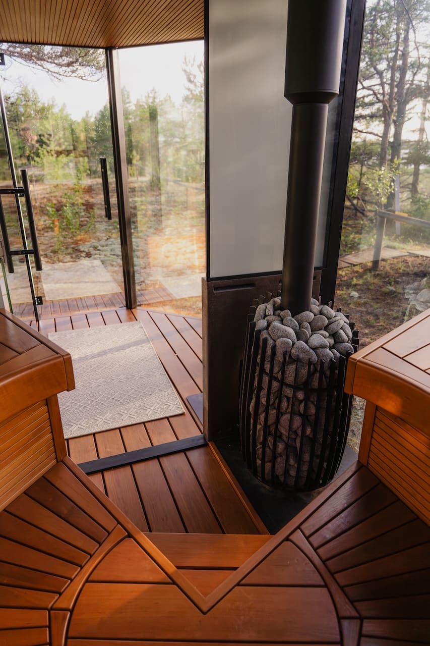 Haljas Hele Double Outdoor Sauna 7 Seater with Changing Room - Image 13