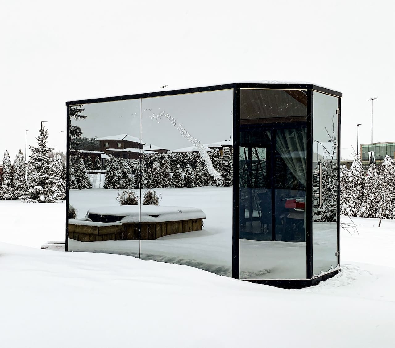 Haljas Hele Double Outdoor Sauna 7 Seater with Changing Room - Image 3