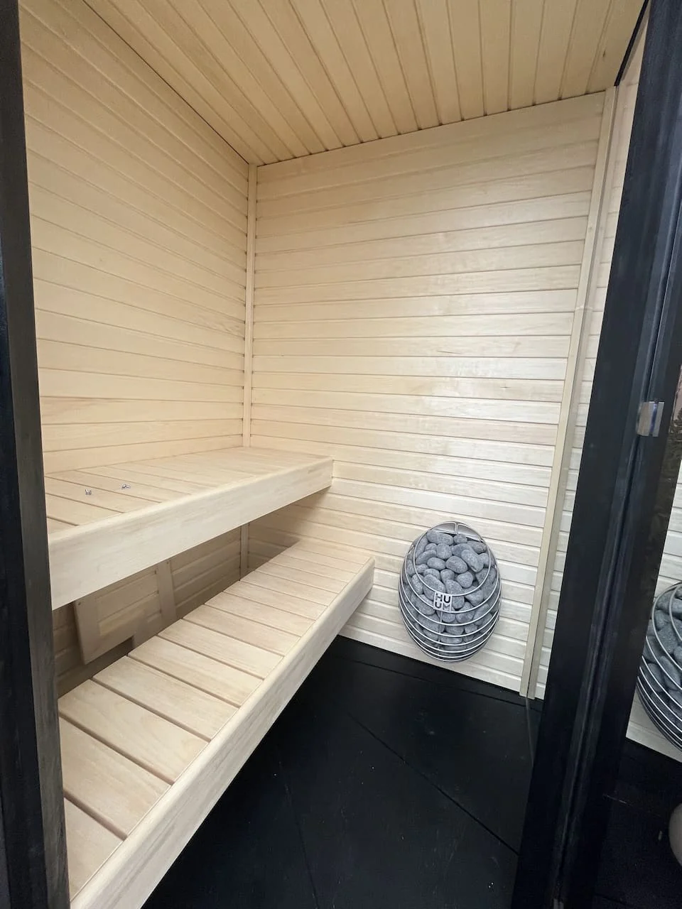 Haljas Hele Mini Outdoor Sauna 2-3 Seater - Image 10