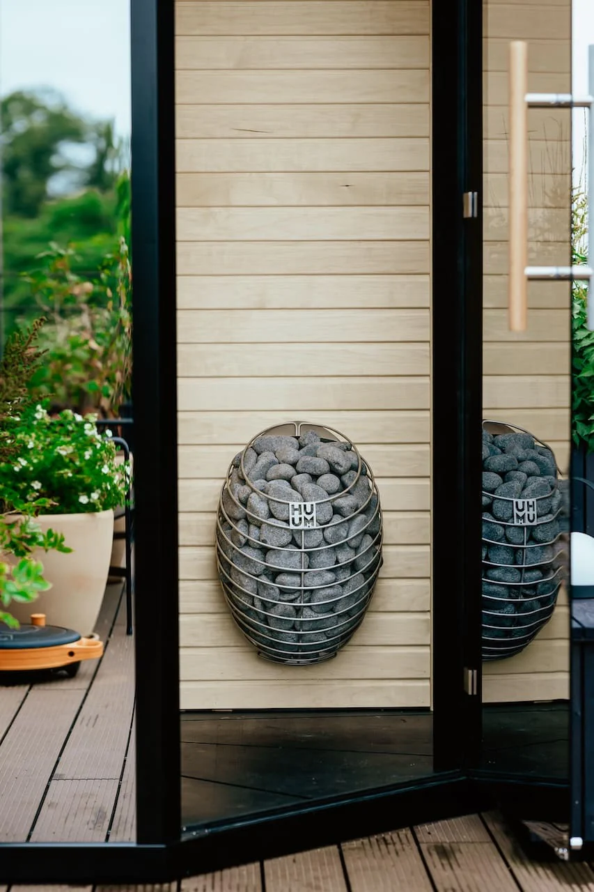 Haljas Hele Mini Outdoor Sauna 2-3 Seater - Image 5