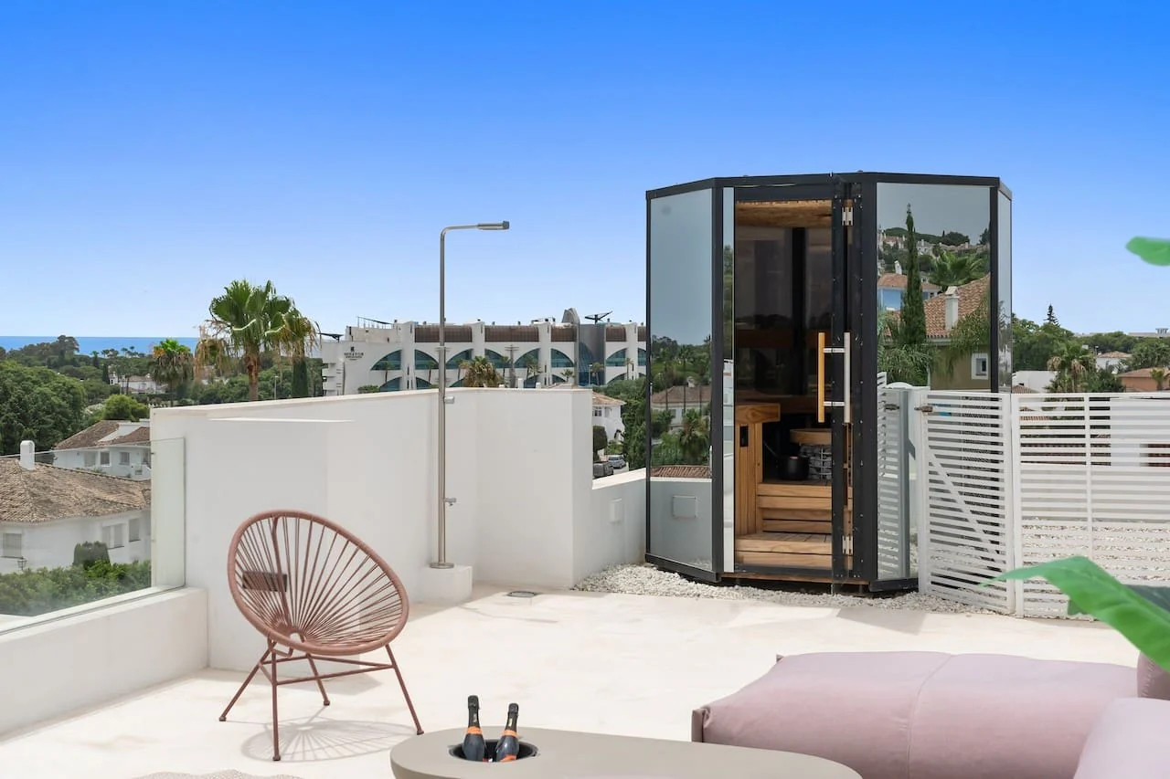 Haljas Hele Single Outdoor Sauna 7 Seater - Image 12