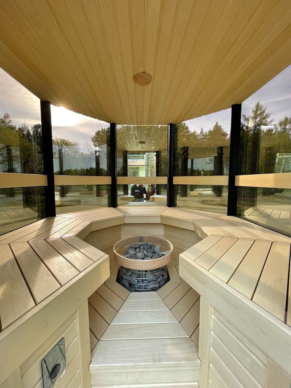 Haljas Hele Single Outdoor Sauna 7 Seater - Image 29