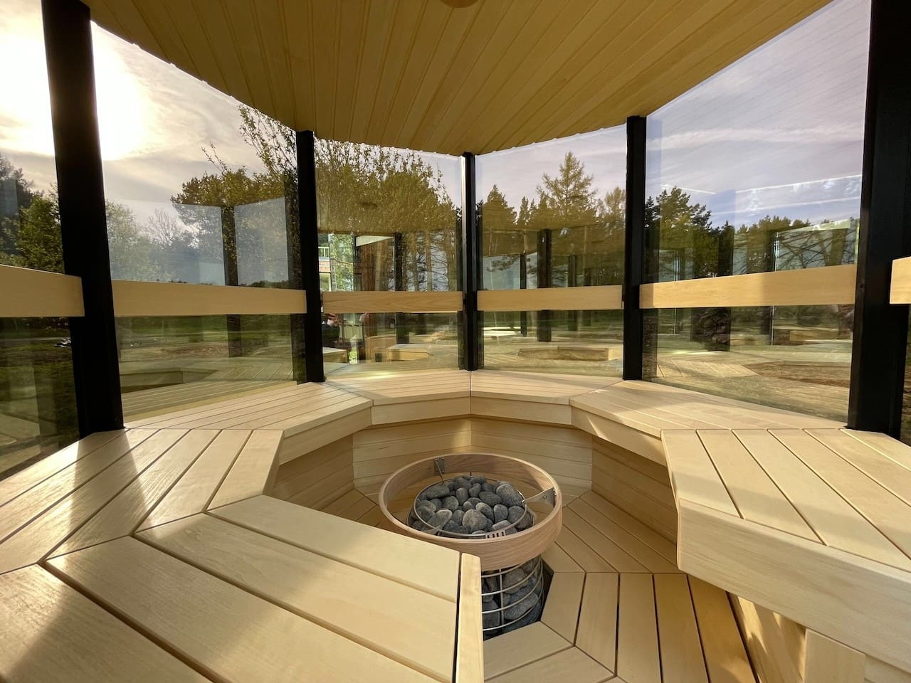Haljas Hele Single Outdoor Sauna 7 Seater - Image 33