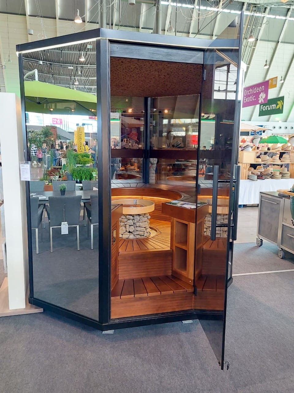 Haljas Hele Single Outdoor Sauna 7 Seater - Image 38