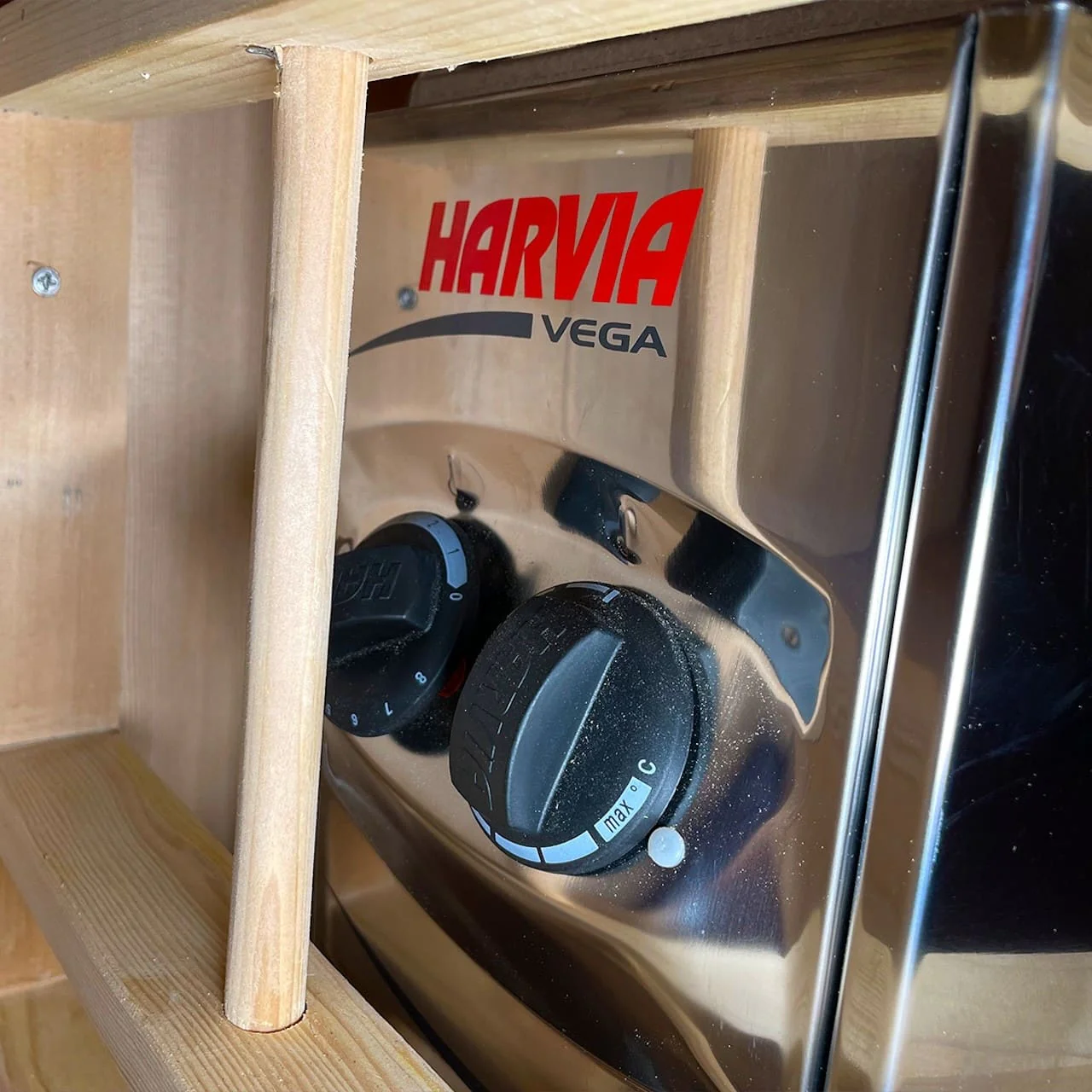Insignia Hybrid Infrared and Traditional 4 Person Outdoor Sauna - Image 15