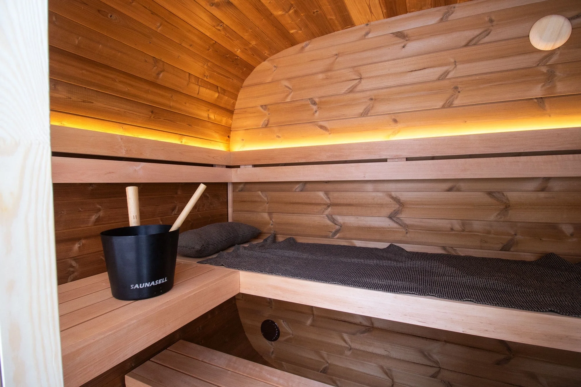 Leil® Black Cube Classic 4 Person Outdoor Sauna Kit - Image 16