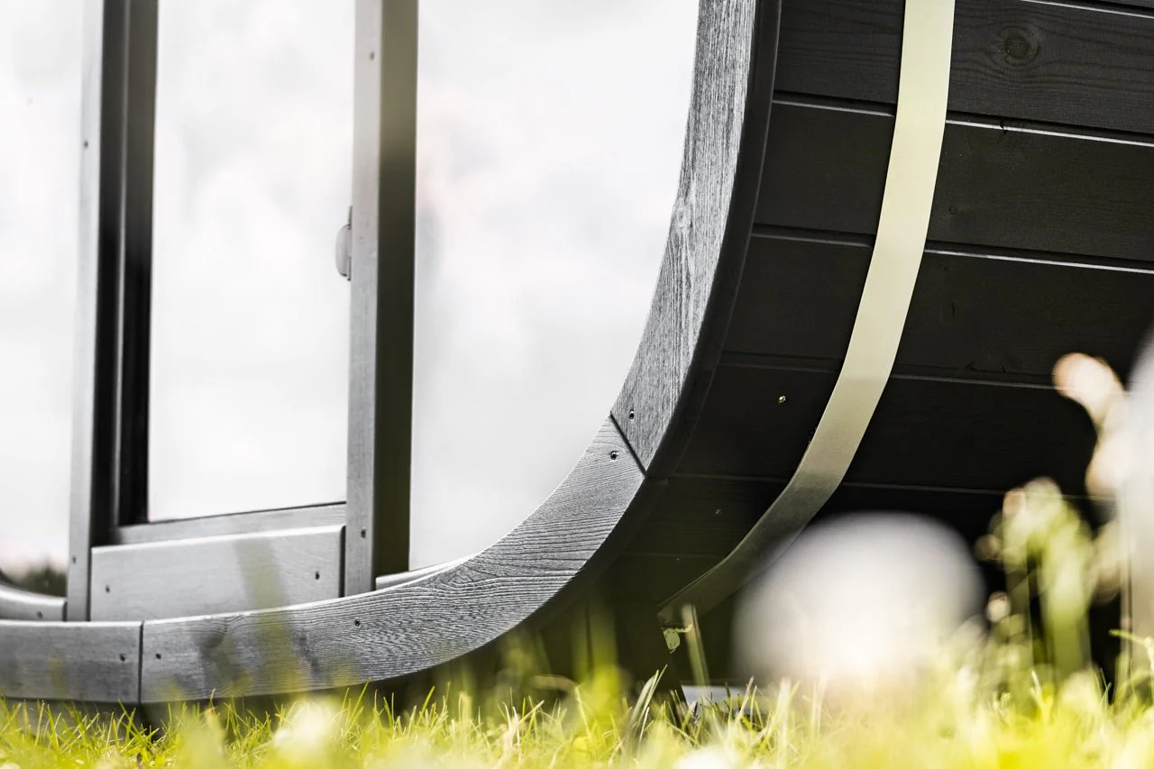 Leil® Black Cube Comfort 6-8 Person Outdoor Sauna - Image 10