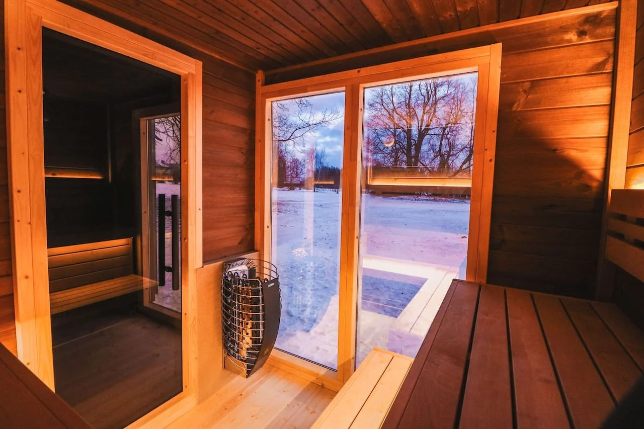 Leil® Patio L 5 Person Outdoor Sauna with Large Changing Room - Image 10