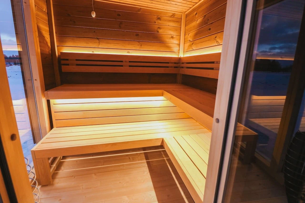 Leil® Patio L 5 Person Outdoor Sauna with Large Changing Room - Image 11