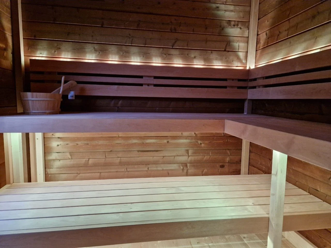 Leil® Patio L Plus 5 Person Outdoor Sauna - Image 6