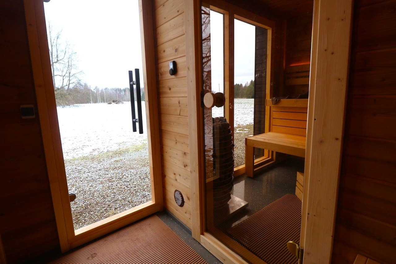Leil® Patio M 5 Person Outdoor Sauna with Changing Room - Image 16