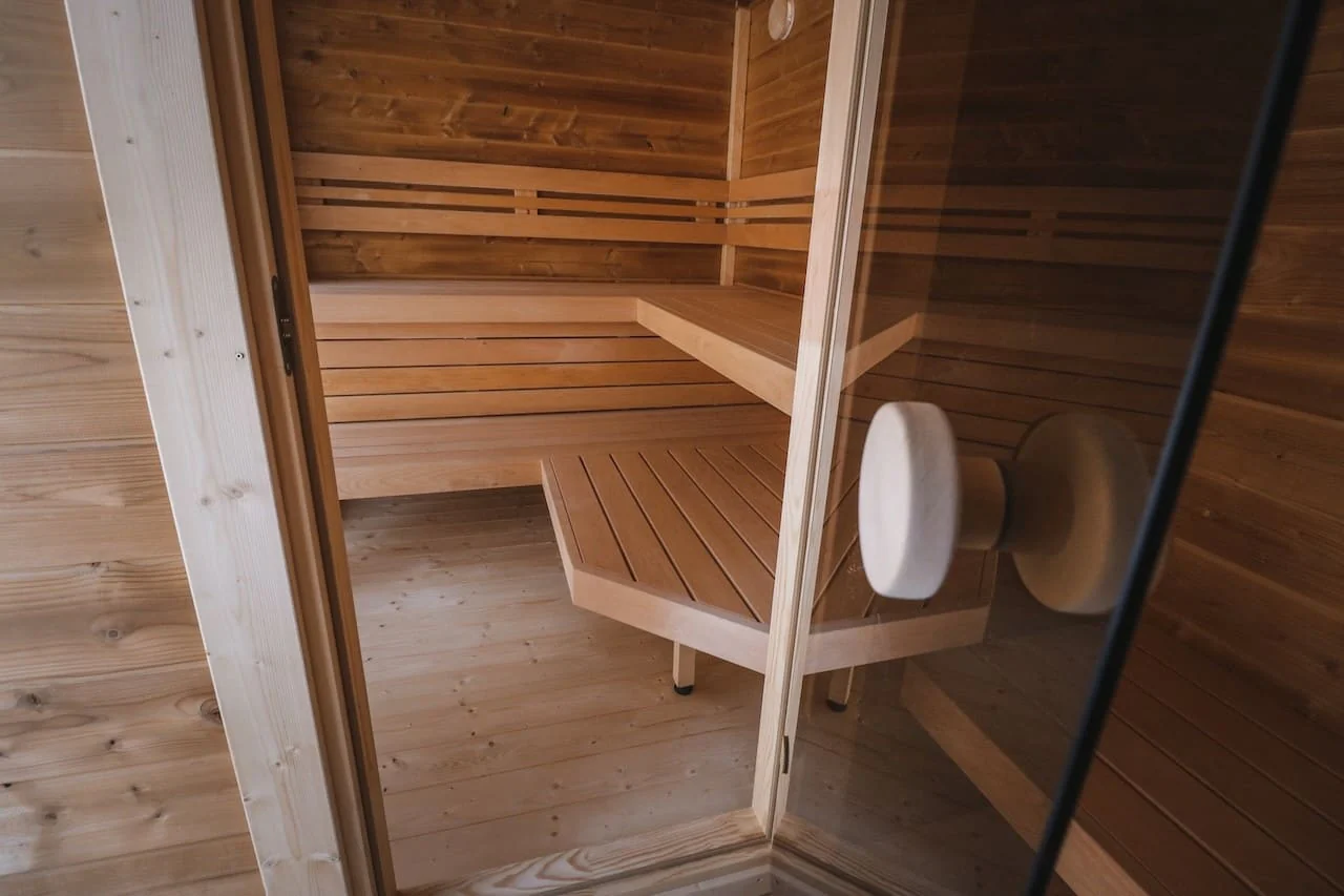 Leil® Patio M 5 Person Outdoor Sauna with Changing Room - Image 22