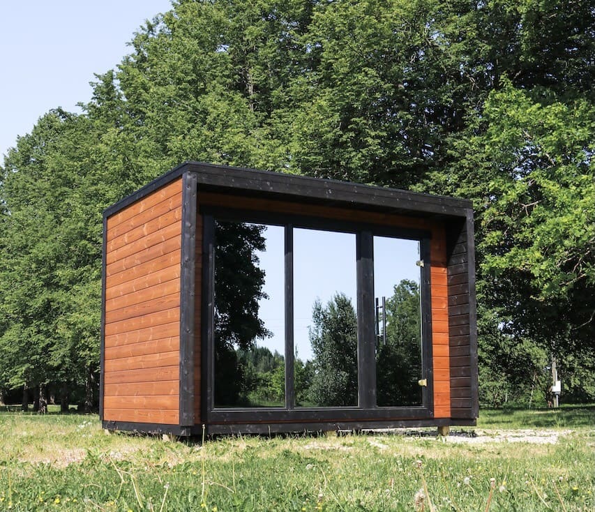 Leil® Patio M 5 Person Outdoor Sauna with Changing Room - Image 8