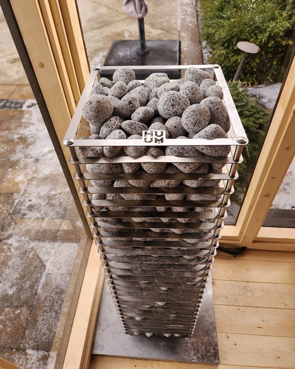 Leil® Patio S 4-5 Person Outdoor Sauna - Image 9