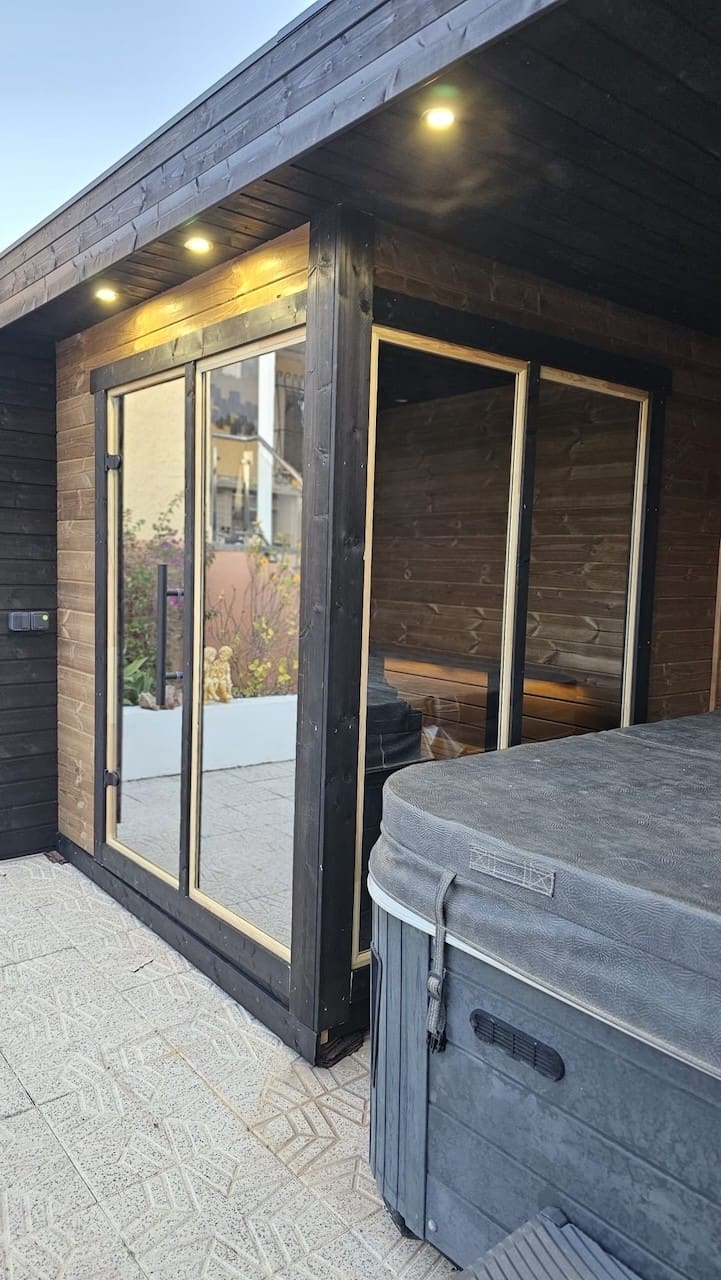 Leil® Patio S Plus 4 Person Outdoor Sauna - Image 17