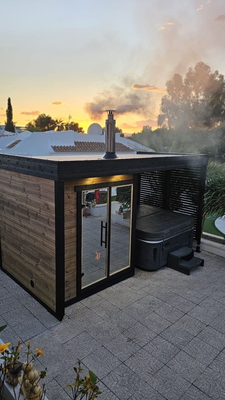 Leil® Patio S Plus 4 Person Outdoor Sauna - Image 25