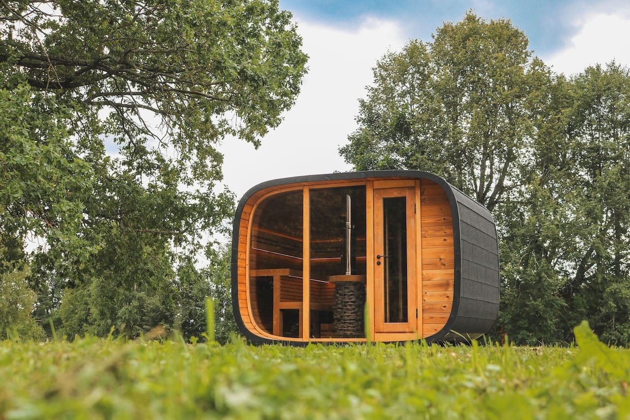 Leil® Round Cube Double Outdoor Sauna with Changing Room 5-6 Person - Image 5