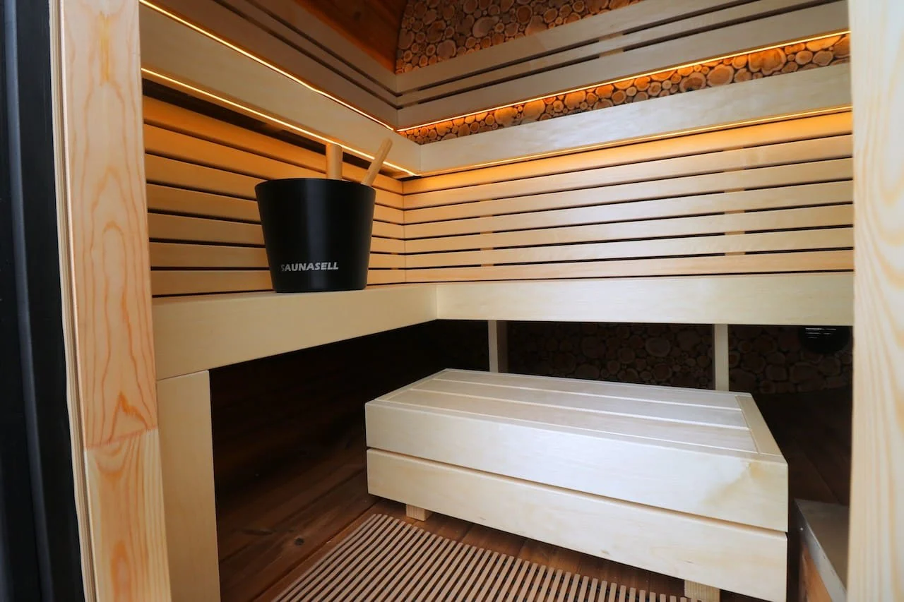 Leil® Round Cube Mini Outdoor Sauna 4-5 Person - Image 19