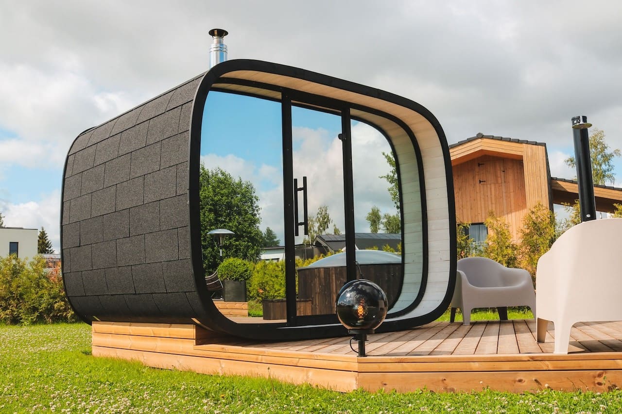 Leil® Round Cube Single Outdoor Sauna 6-8 Person - Image 3