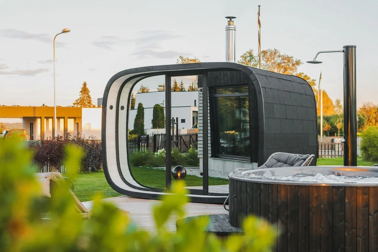 Leil® Round Cube Single Outdoor Sauna 6-8 Person - Image 7