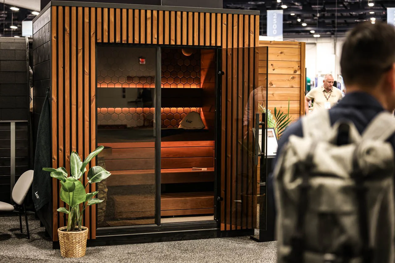 Leil® Viva 210 3-4 Person Outdoor Sauna - Image 9