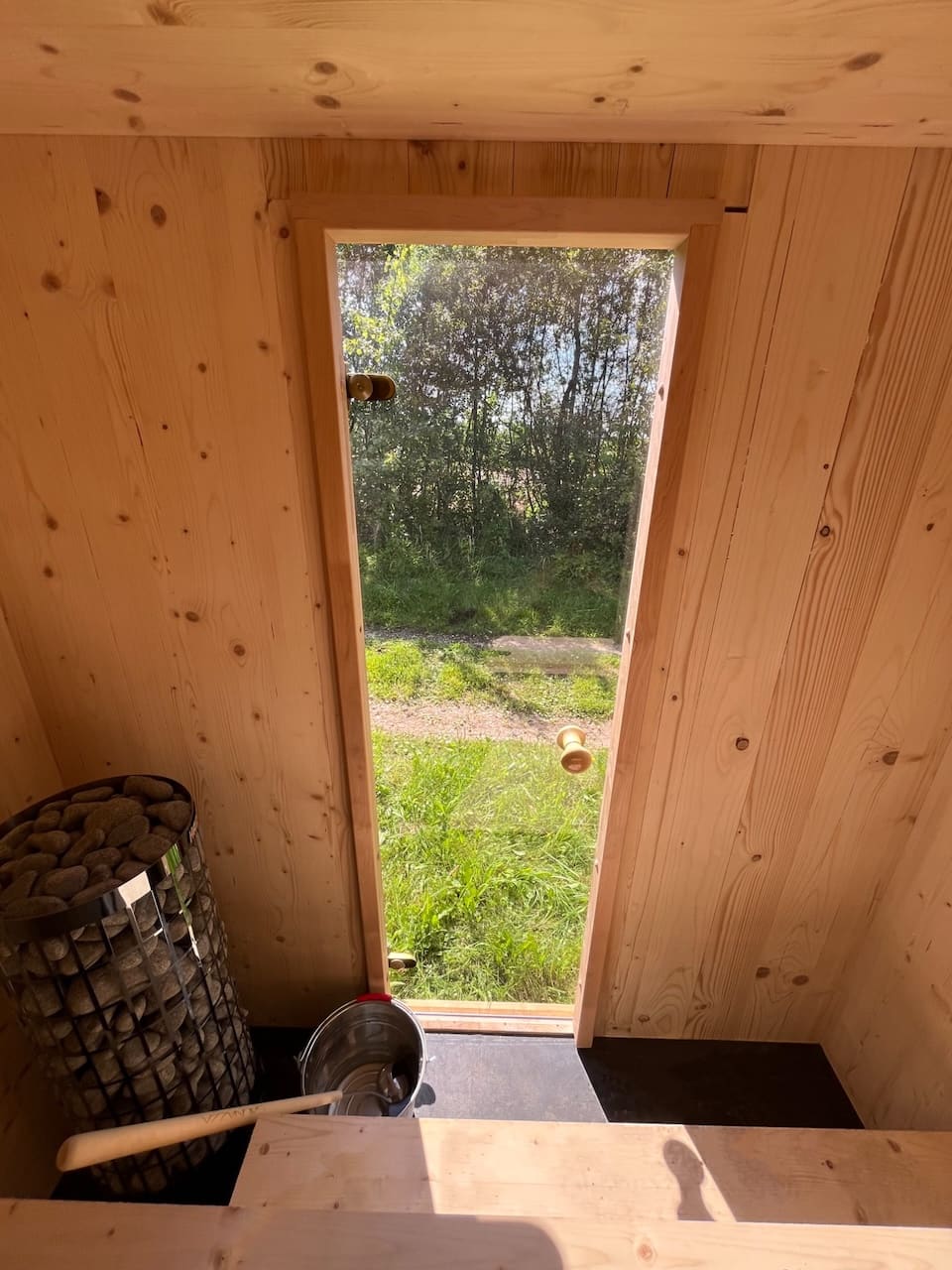 Modus Outdoor Sauna 3-4 Person with Harvia Cilindro PC70 Heater and Stones - Kit - Image 14