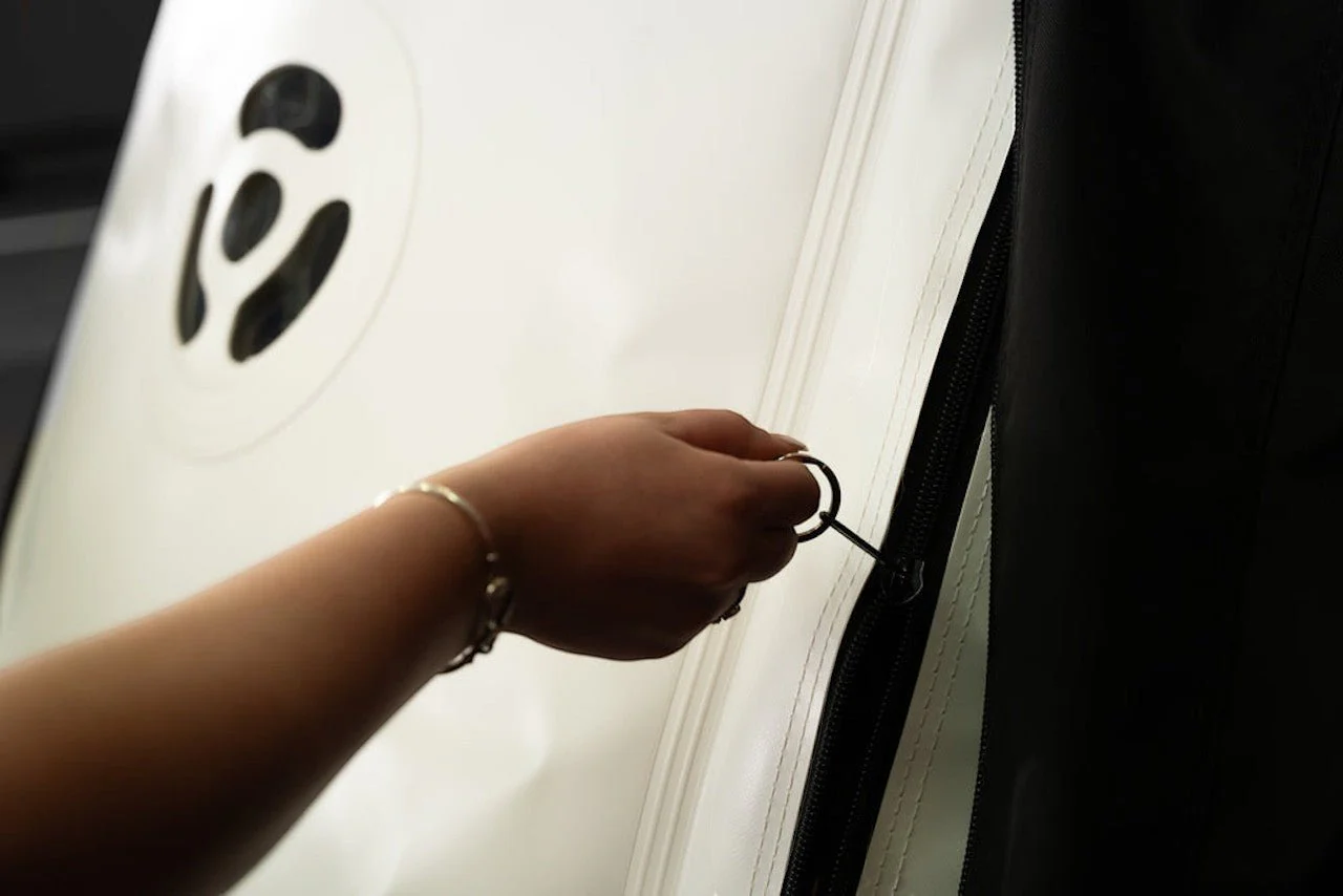 Optimal Health Access Hyperbaric Oxygen Chamber - Image 13