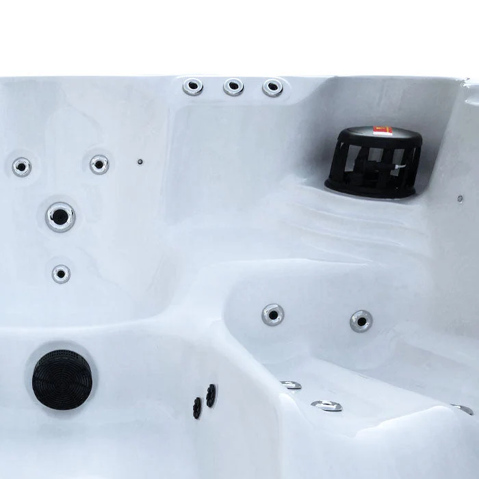 Orca Leisure Heartboro 6 Person Hot Tub - Image 9