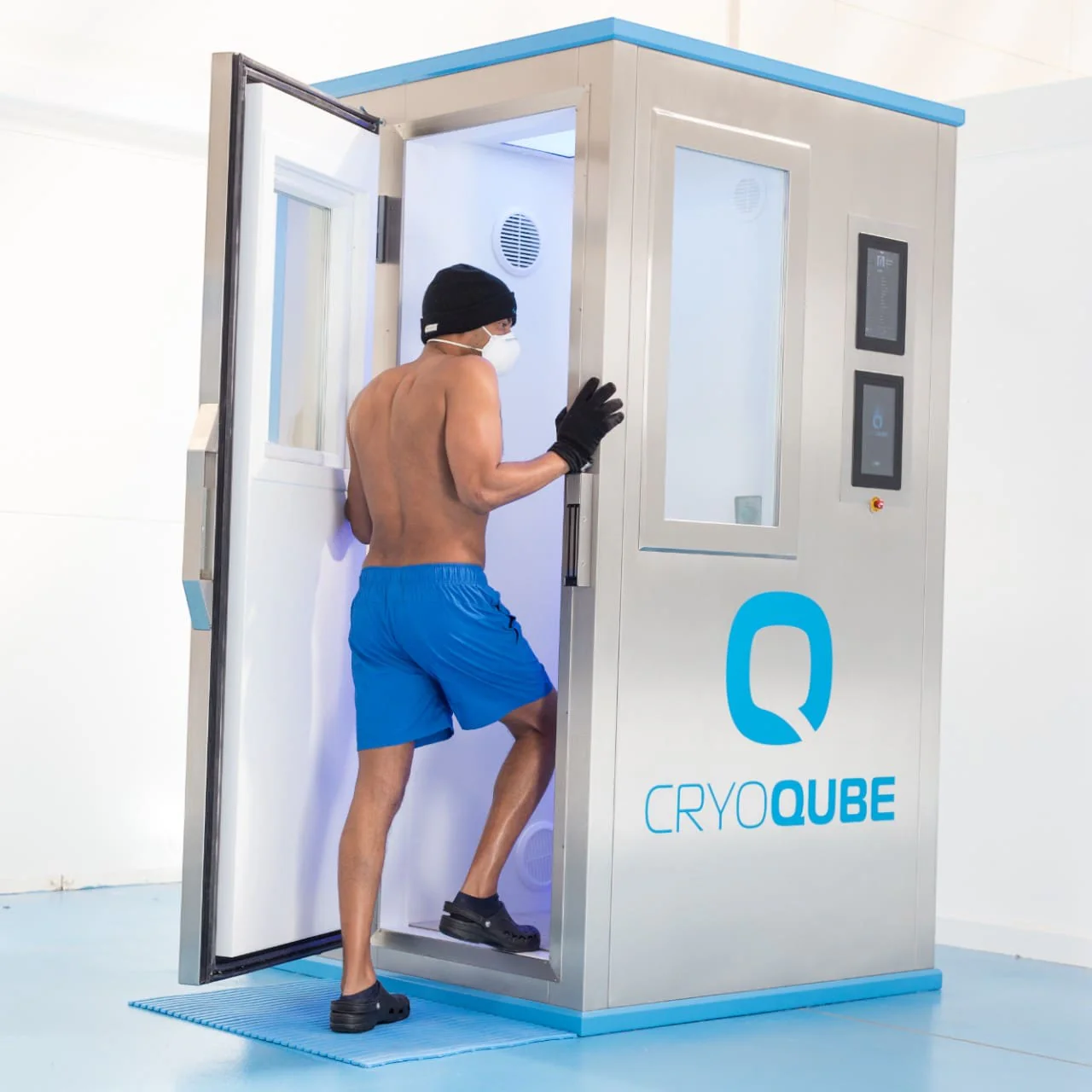 Quantum CryoQube Liquid Nitrogen Whole Body Cryotherapy Chamber - Image 4