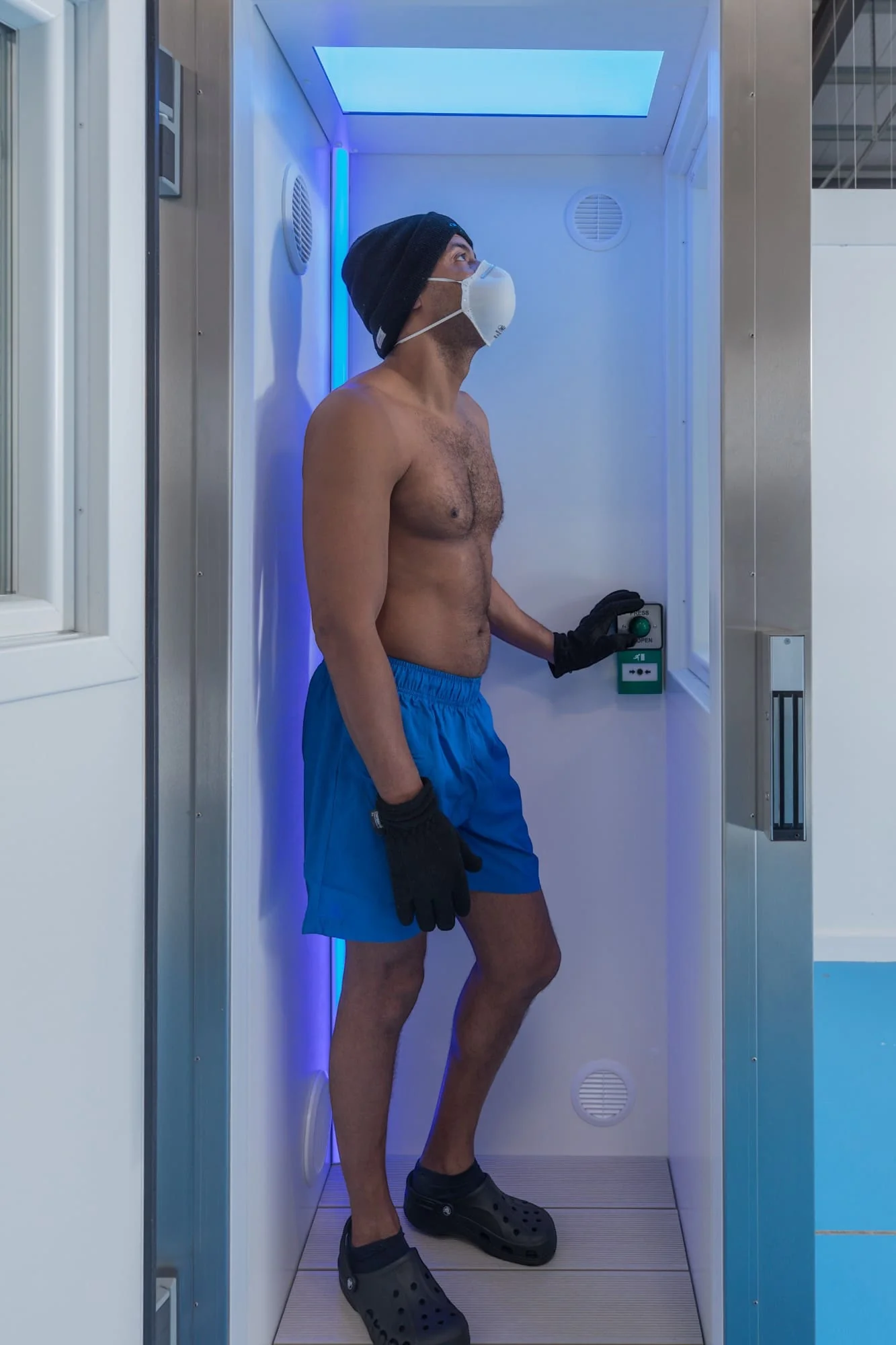Quantum CryoQube Liquid Nitrogen Whole Body Cryotherapy Chamber - Image 6