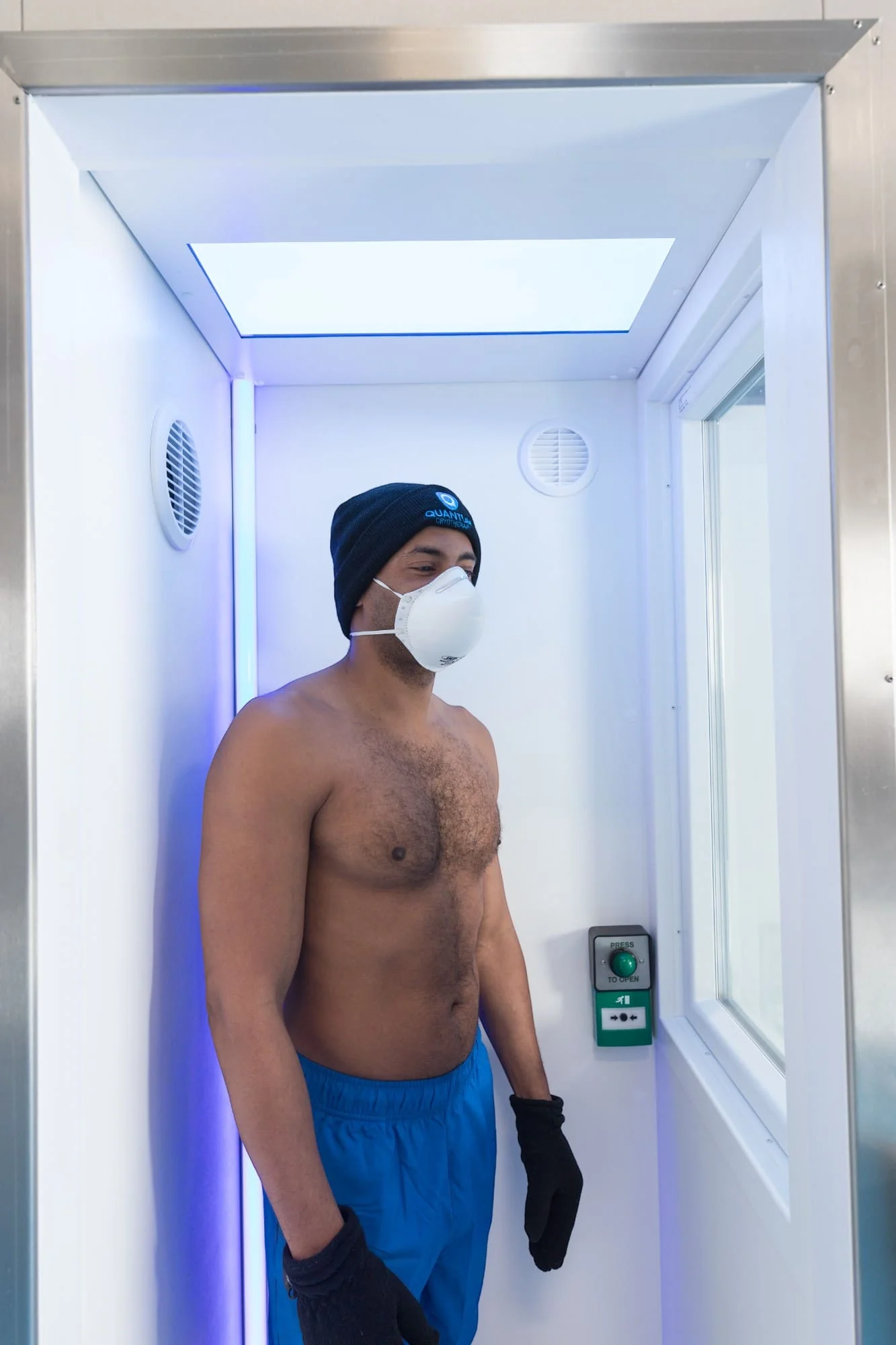 Quantum CryoQube Liquid Nitrogen Whole Body Cryotherapy Chamber - Image 7