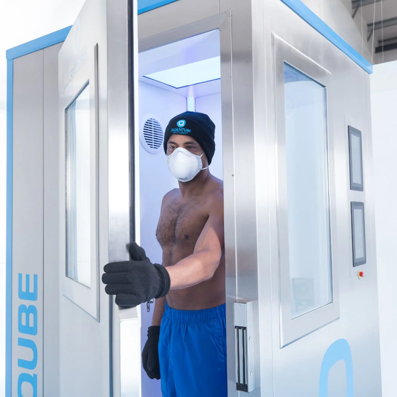 Quantum CryoQube Liquid Nitrogen Whole Body Cryotherapy Chamber - Image 8