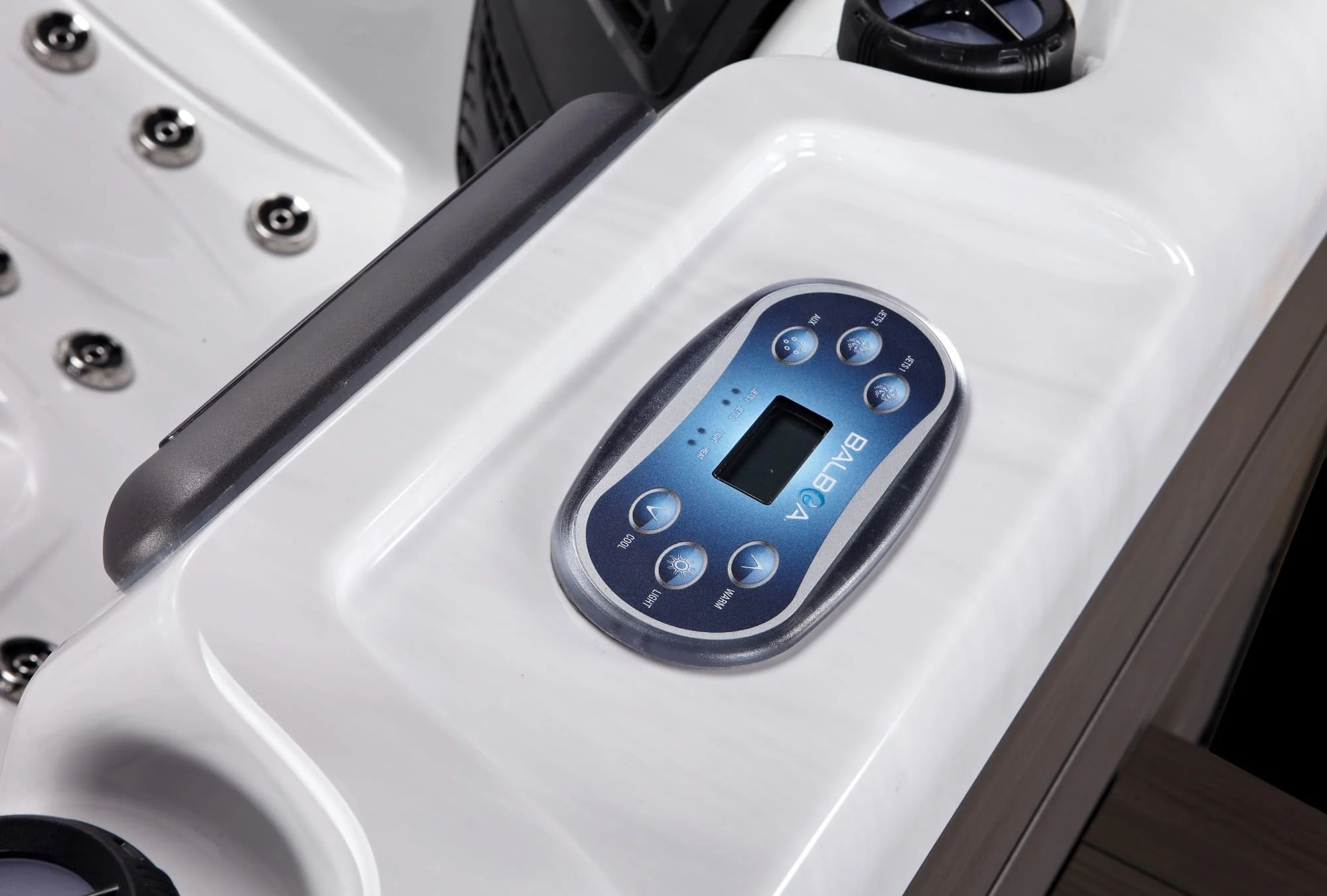 Rhodes 5 Person Hot Tub - Image 8
