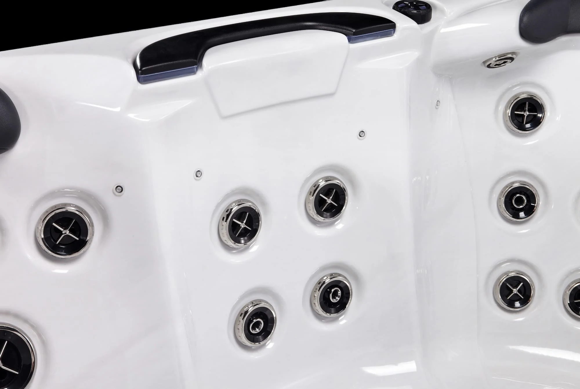 Rhodes 5 Person Hot Tub - Image 9