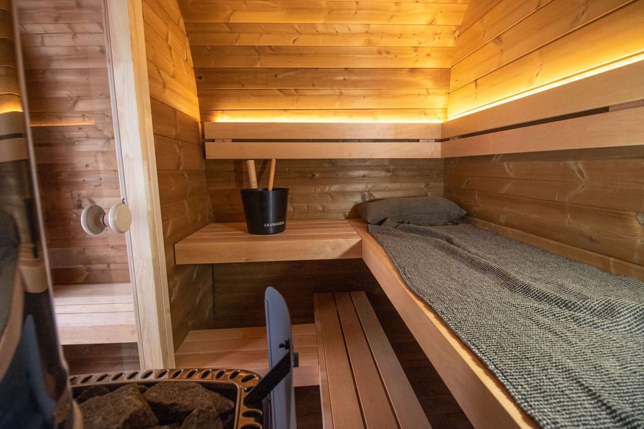 Leil® Dice Dual 4 Person Sauna with Changing Room - Image 18