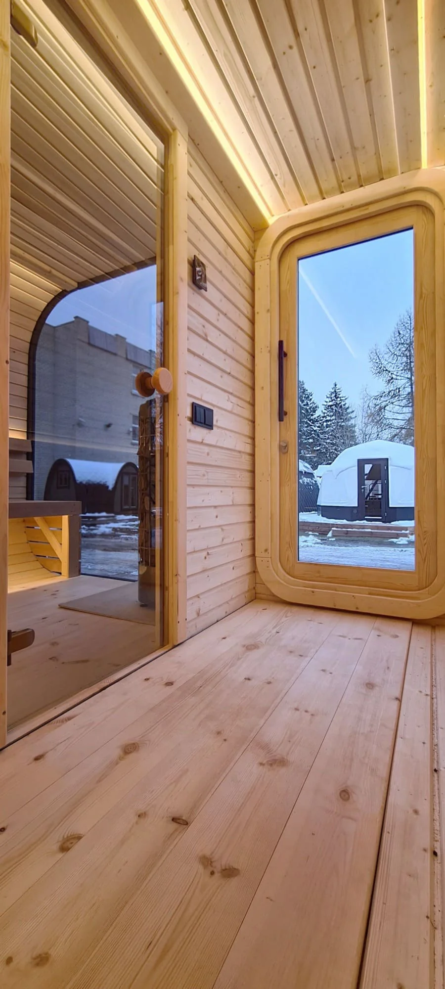 Viking Industrier Luna Outdoor Sauna With Changing Room - Image 11